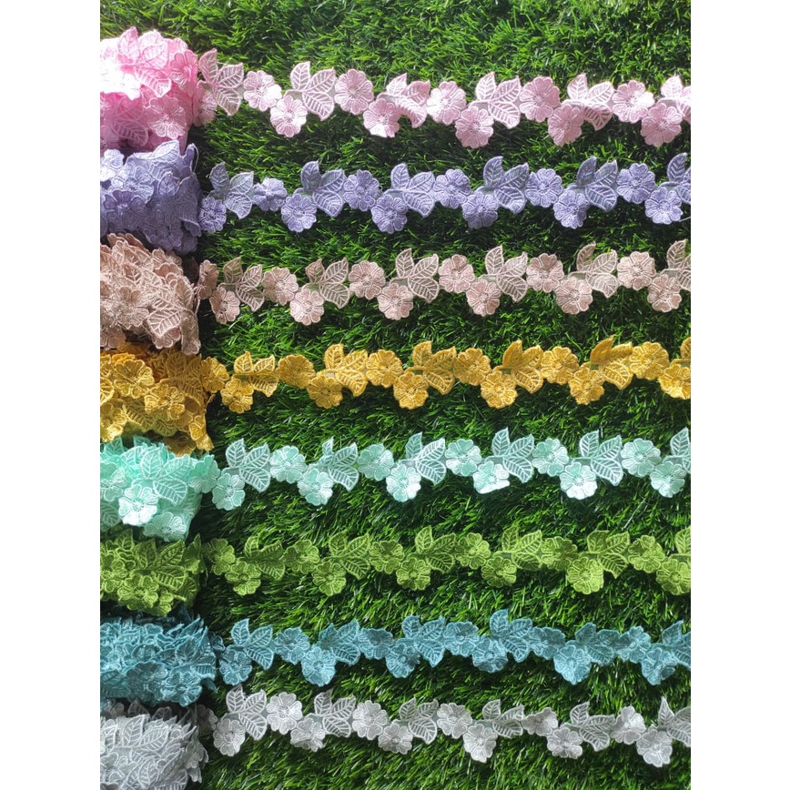 Renda Bordir Pinggiran Kebaya Bunga Alamanda