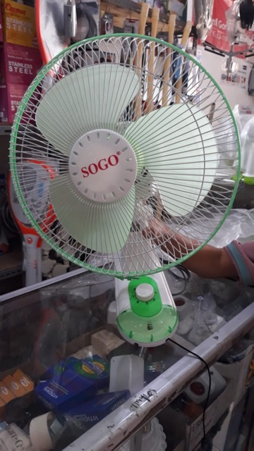 Kipas dinding 12 inci