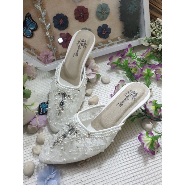 rafaizoutfit sepatu wanita angela putih 5cm runcing