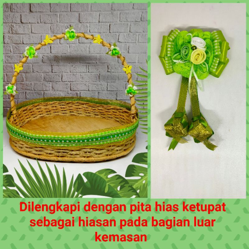 

Keranjang Parcel Hias Ketupat Model Oval Ukuran L