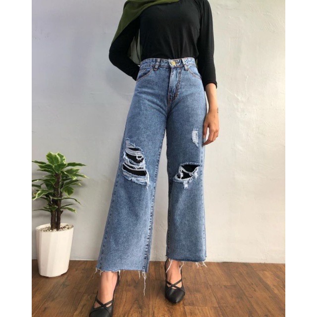 TRIVELA Labela Ripped Furing Jeans Cullote / Kulot Jeans Wanita Rawis Sobek Lapis Hitam