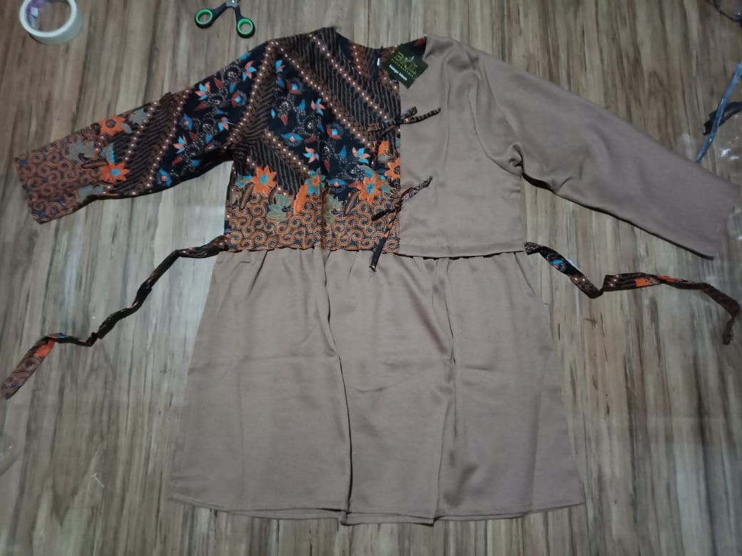 Women Sale, Blouse Batik Kombinasi, Blus Kombinasi Batik, Blus Kombinasi, Batik Blus Kombinasi