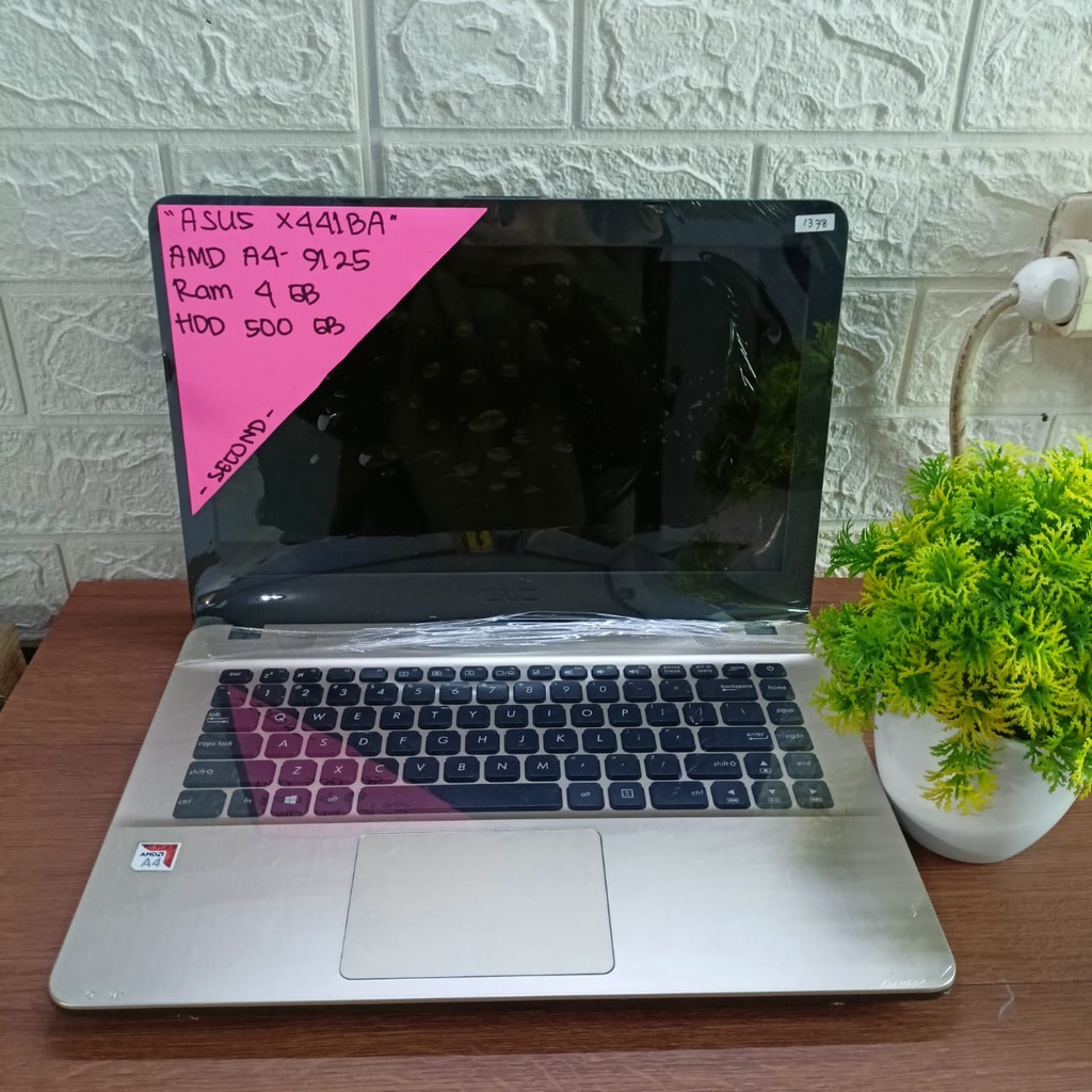 ASUS X441BA AMD A4-9125 RAM 4GB HDD 500GB 14 INCH