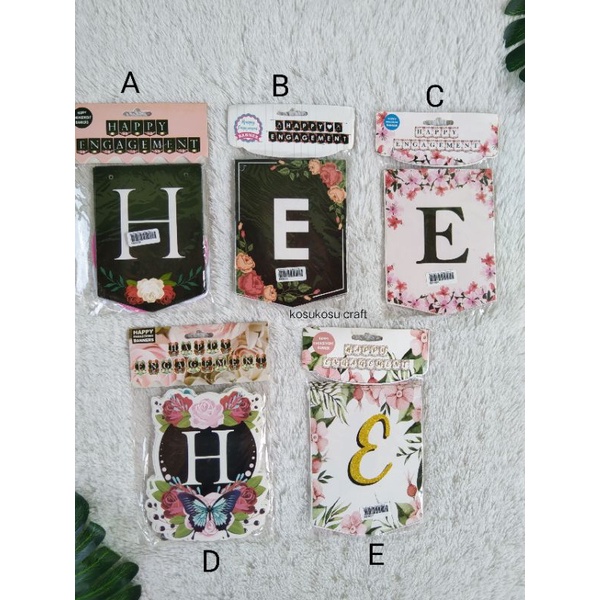 Banner tulisan happy engagement / buntingflag