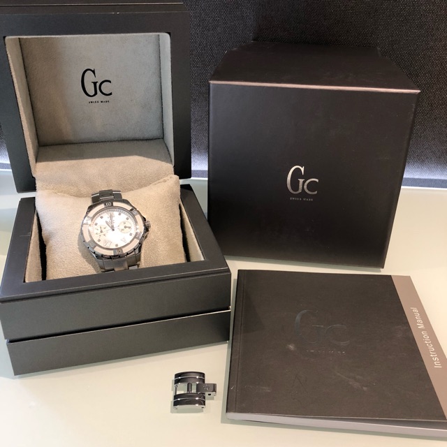 GC women watch