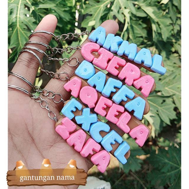 

gantunga clay/gantungan tas/gantungan kunci/gantungan anak/name tag/name tag profesi/gantungan nama