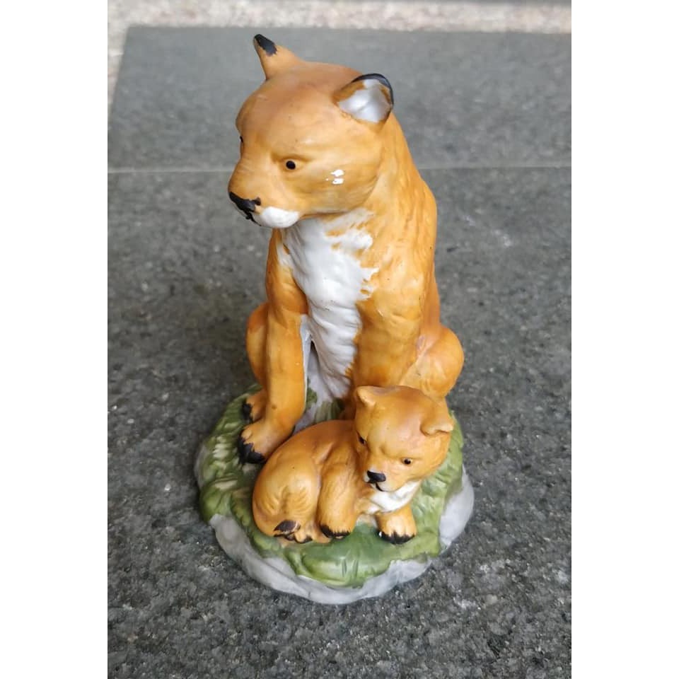 patung anjing doggy keramik dengan anak