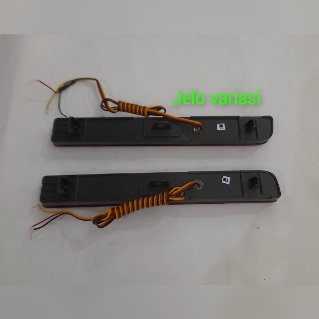 Lampu Reflektor LED Bumper Belakang Rush Lama 2012-2017