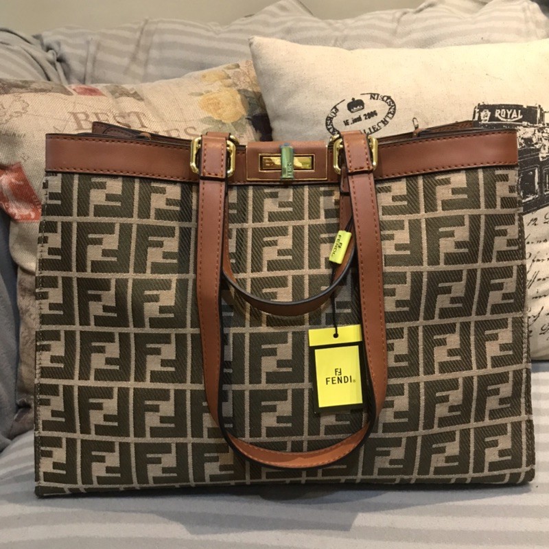 Tas Tote Fendi Preloved