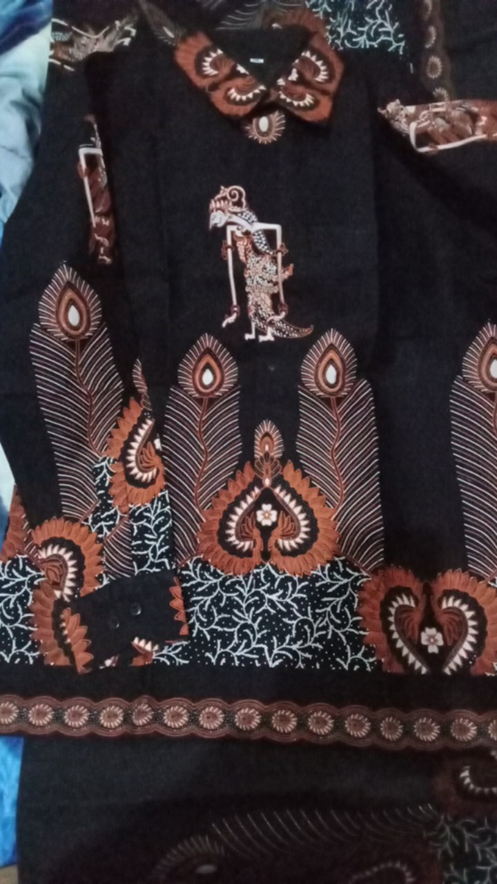 Batik Solo Modern Set Sarung Dan Kemeja Batik Wulu Wayang