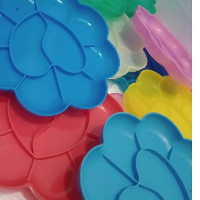 

SF5✷ Paket hemat 6 pcs gambar melukis sterefoam/mewarnai sterefoam + 5 cat @30ml+peralatan mewarnai. Ready Banyak