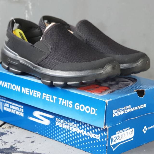 SKECHERS GO WALK 3 ORIGINAL 100% BNIB