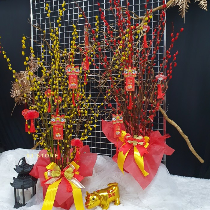 Hiasan imlek pussy willow pot