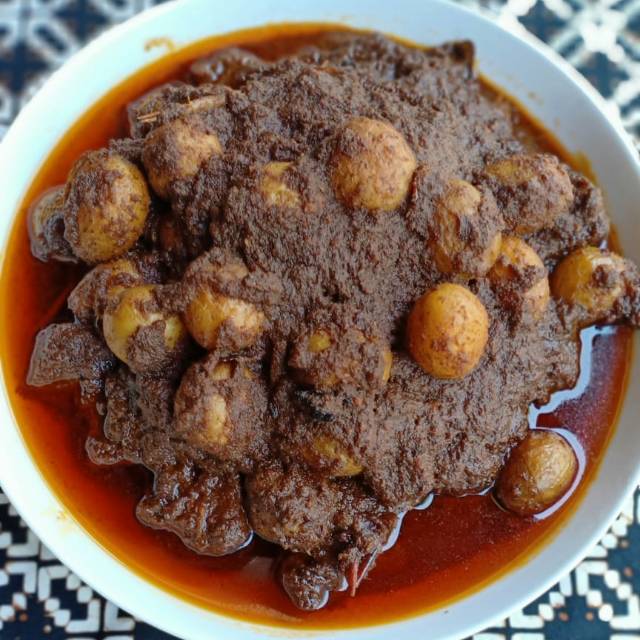 

Rendang Daging plus kentang