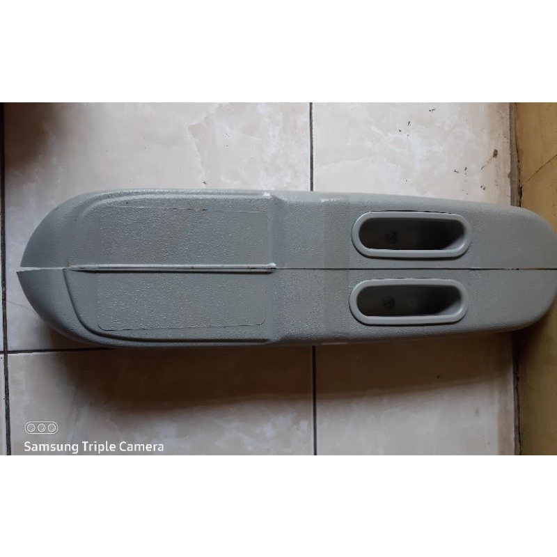 armres dudukan power window abu abu peganggan pintu kijang 1 set