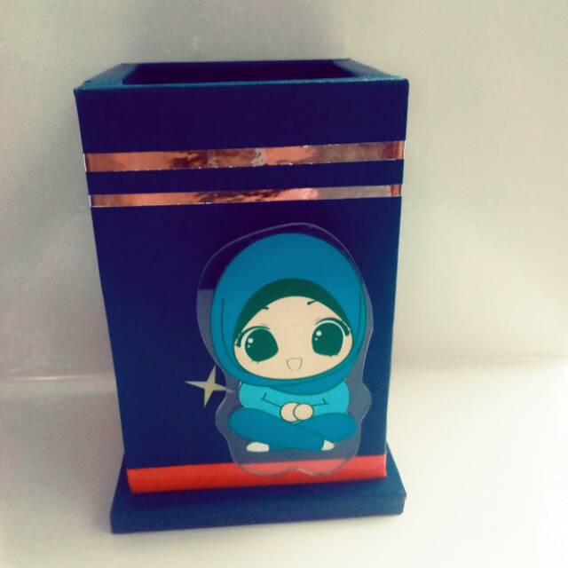 

Kotak pensil karakter