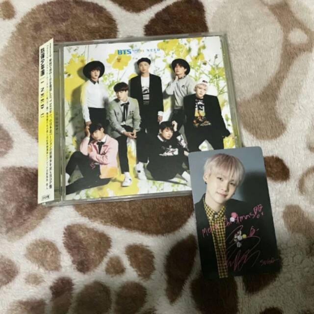 BTS - I Need U / Christmas edition.