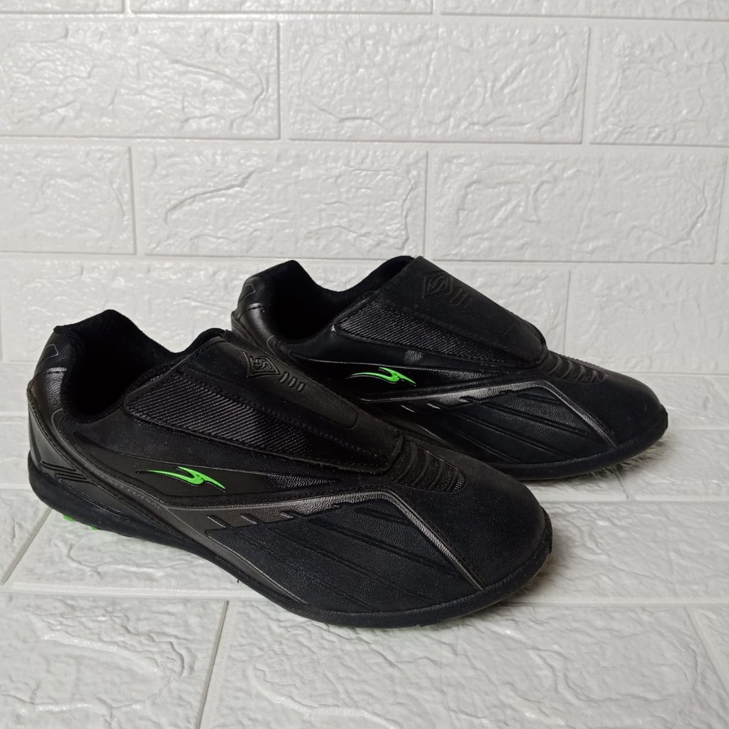 Sepatu PRO ATT Semi Olahraga / Sepatu Bola PRO ATT / Sepatu Sekolah Laki-laki PA001