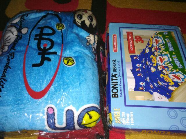 Selimut Bulu Karakter Doraemon Free Tas