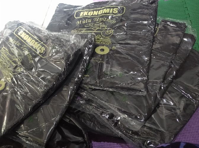 Plastik Loco Ekonomis Hitam 35 Tipis Per Pack