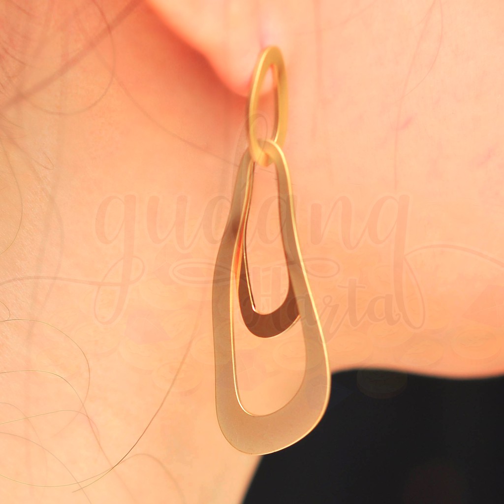 Anting Stud Panjang Gold Abstract Emas Unik Simple Cantik GH 203254