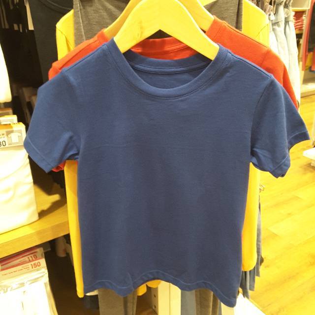 UNIQLO ORIGINAL Tshirt Kaos Anak Dewasa Laki Perempuan Polos Lengan Pendek GARANSI TERMURAH SALE