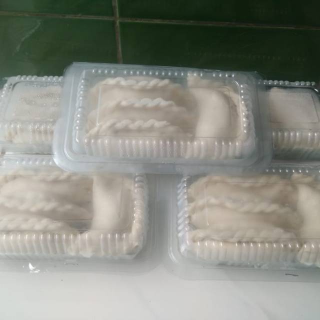

Cireng isi ayam pedas