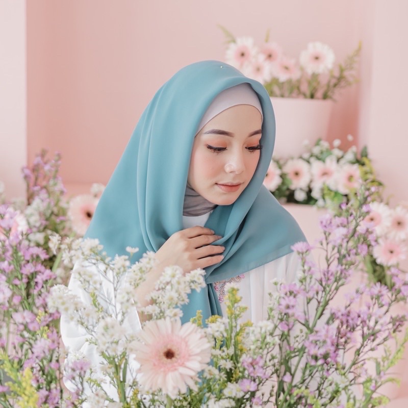 40+ Warna Hijab Segi Empat Bella Square Premium Original Jilbab Bella Square Polos Pollycotton-Wardah
