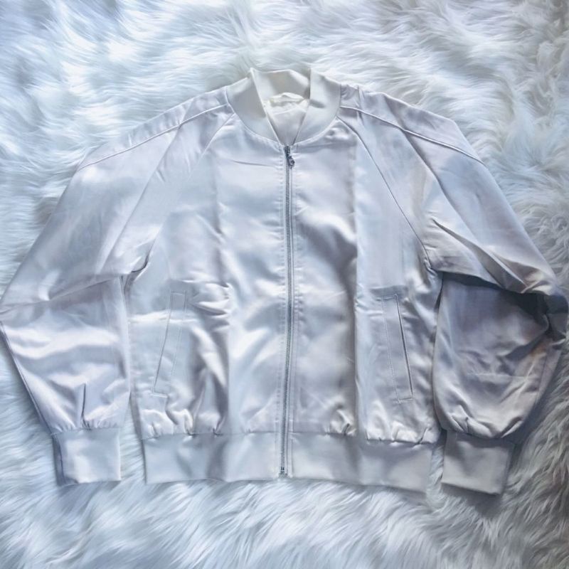 Preloved Jaket Bomber Uniqlo