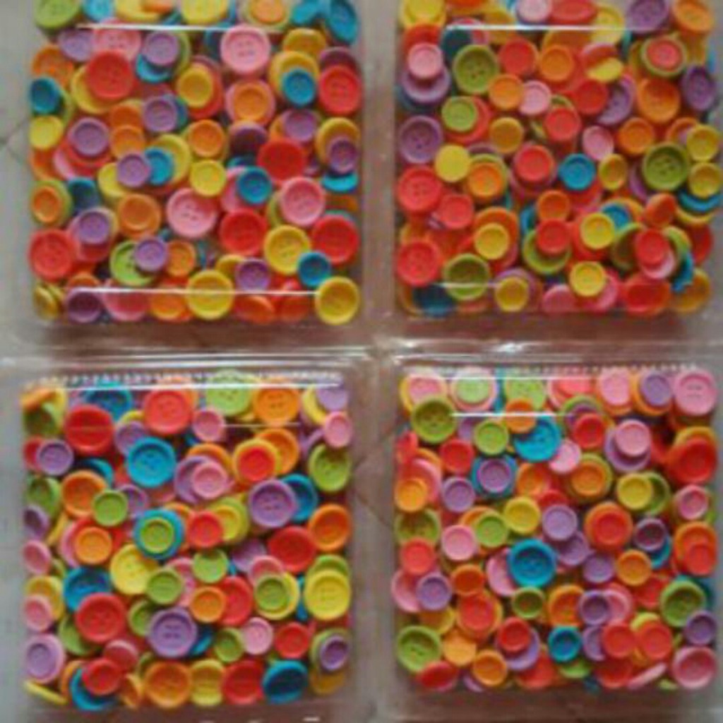 

cokelat praline motif kancing 1 kilo