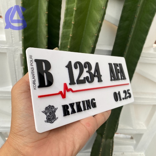 Plat Nomor Motor Akrilik Timbul Warna Putih Model Terbaru / Plat Nomor Motor Variasi Custom Baut Tanam Murah Original / Plat Nomor Motor Kecil Sedang Besar Keren