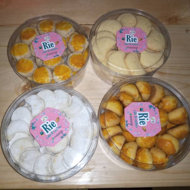 

KUE NASTAR / HOME MADE