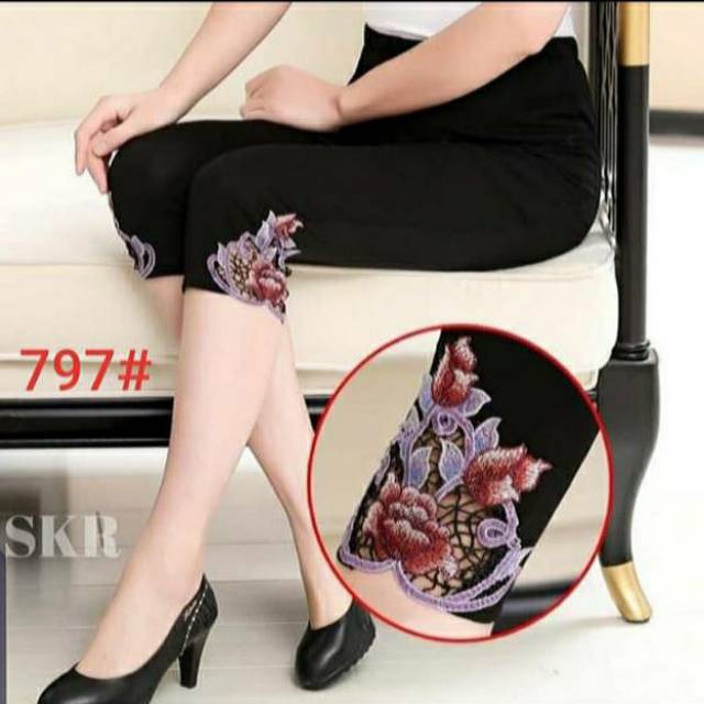 LEGIGING IMPORT MOTIF RENDA BUNGA 7/8(797)/LEGGIG WANITA/LEGGIG MURAH /GROSIR LEGGING