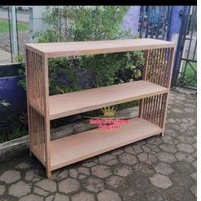 Rak Sandal Rak sepatu kayu Kalimantan