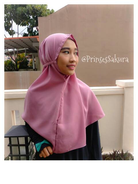 Khimar Instant Wolfis L dan M