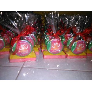 souvenir unik lucu souvenir pernikahan