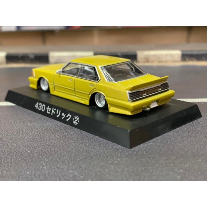 Aoshima 1/64 Liberty Walk Vol 9 Nissan 430 Cedric Kuning