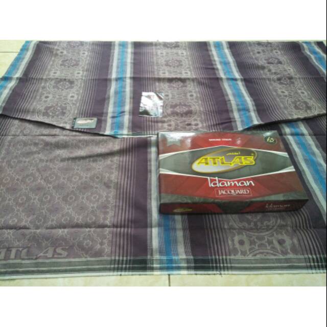 Sarung atlas idaman jacquard