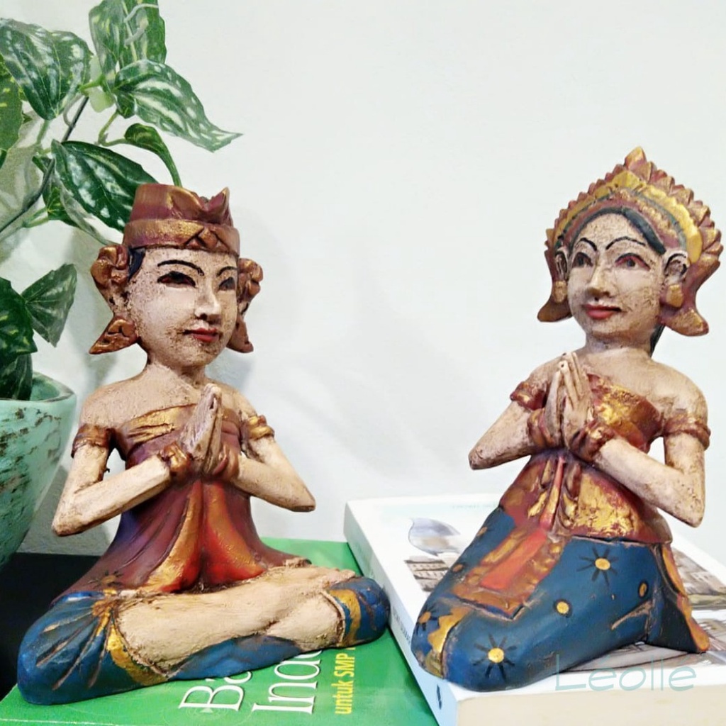 Leolle Patung Antik Pengantin Bali Kado Pernikahan Unik