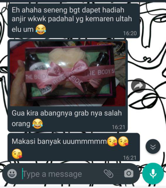 Japanese Cherry Blossom Gift Set / The Body Shop Japanese Cherry Blossom