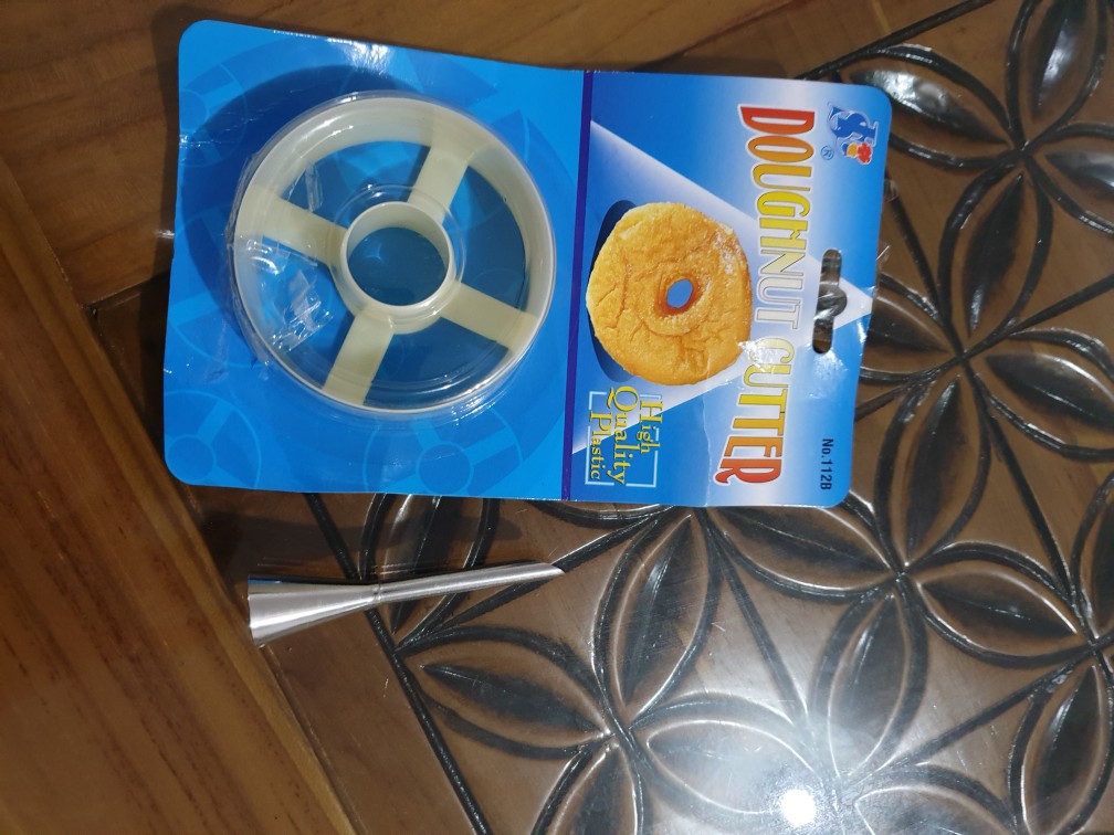 Cetakan Donat Plastik Sin Lian 112