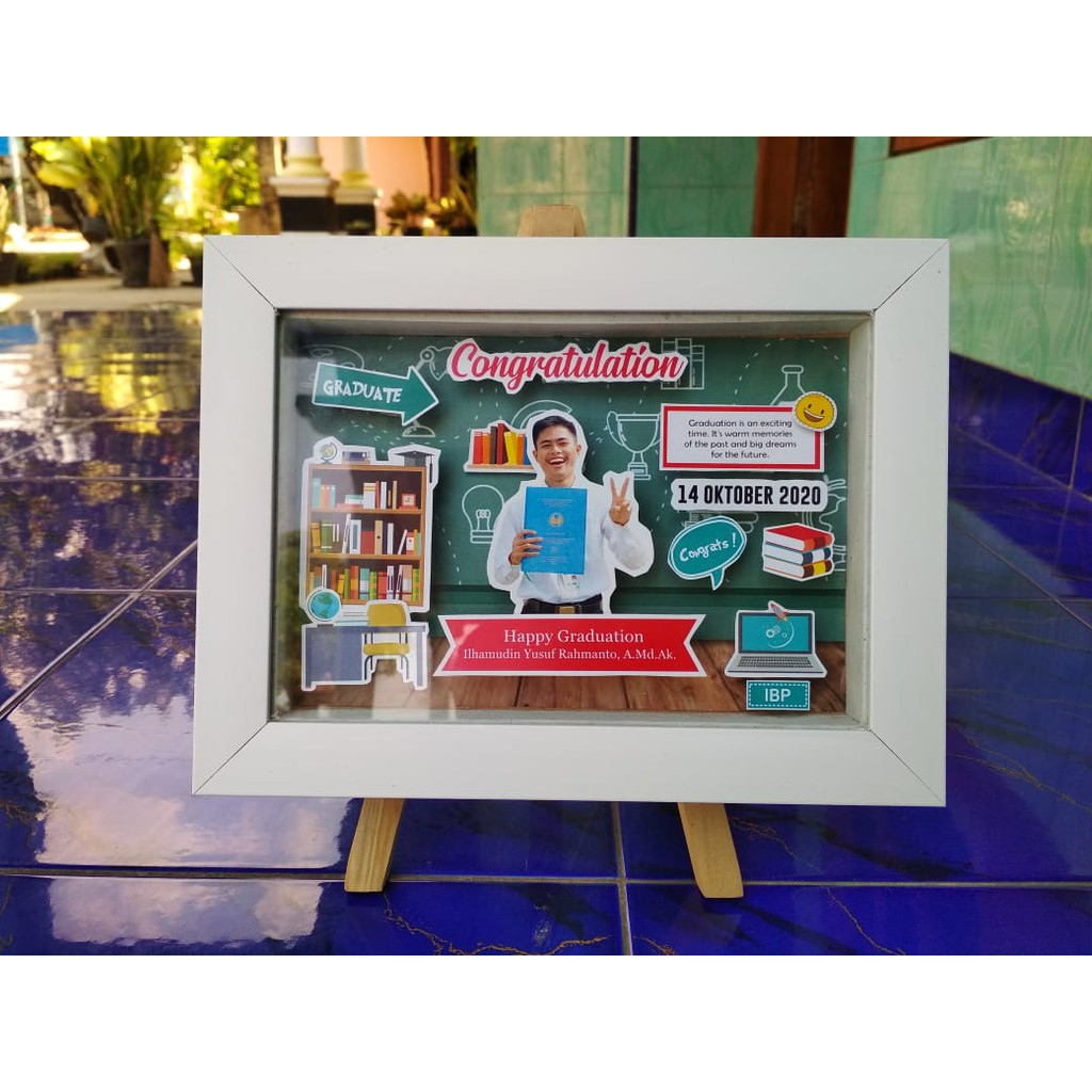 kado perpisahan sekolah souvenir kenangan / farewell scrapframe 3d pop up foto custom kado wisuda