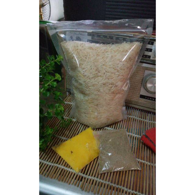 

Paket nasi kebuli dan samin