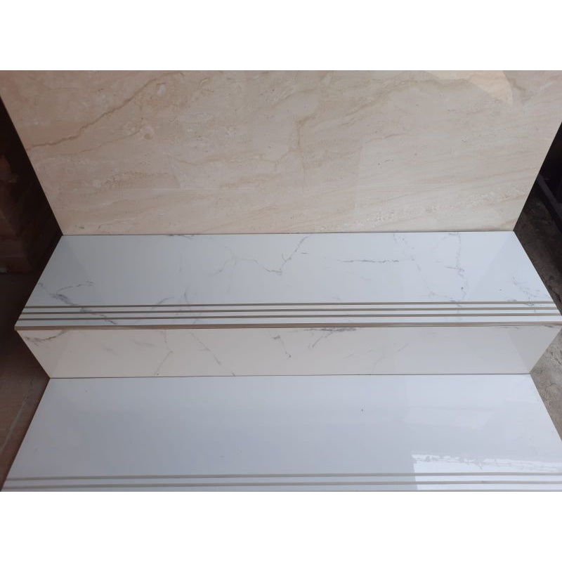 Granit anak tangga 30x90 putih marble