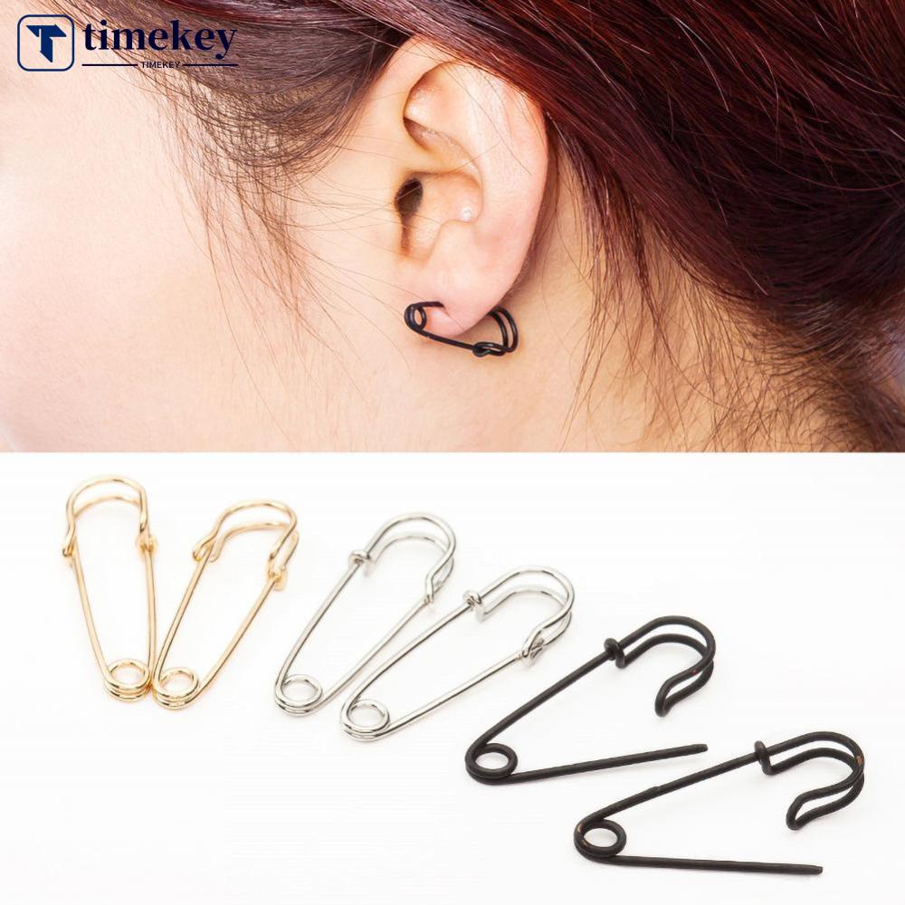 Timekey Anting Tusuk Bentuk Peniti Bahan Alloy Gaya Hip hop Punk Untuk Wanita A3K2