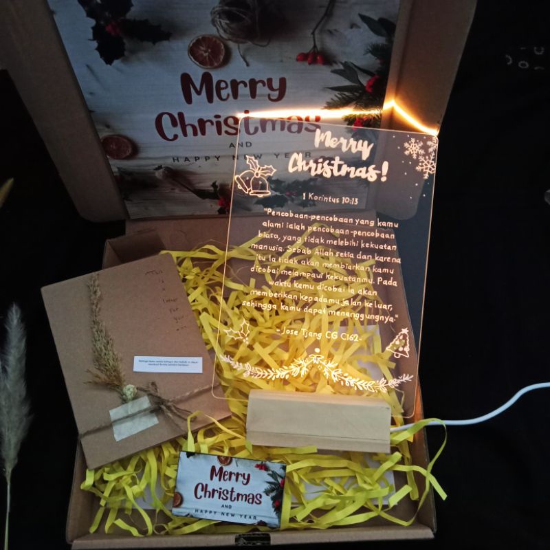 

Hampers Kado Natal Merry Christmas Akrilik Custom