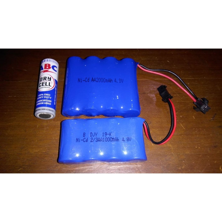 Baterai Batre RC Mobil Remot 4.8V 1000mAh 2/3 Tinggi 3cm Socket Hitam