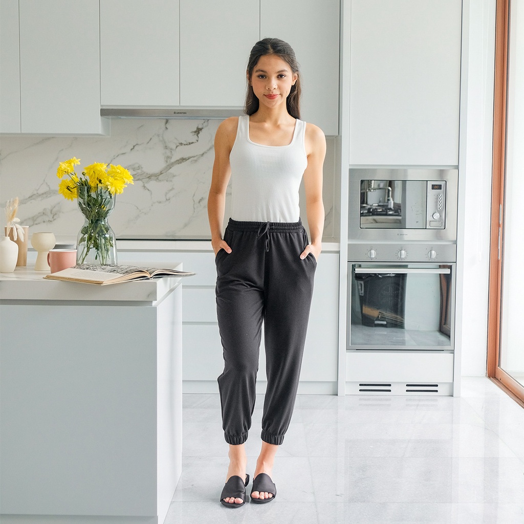 Isla Basic Tanktop Thick Strap Square Neck Stretch - Tanktop Kekinian - Pakaian Wanita - Inner - Singlet - Tank top-7