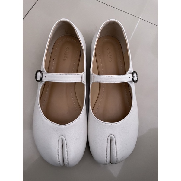 Preloved Cajsa Misaki Tabi Shoes