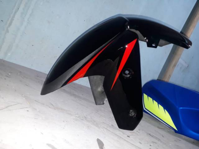 spakbor depan gsx R150 gsx S motif new
